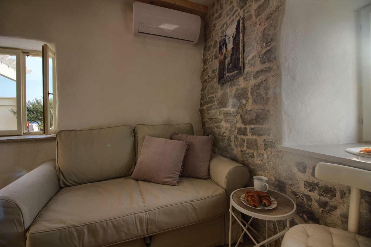Adora Villa Motovun Exteriör bild
